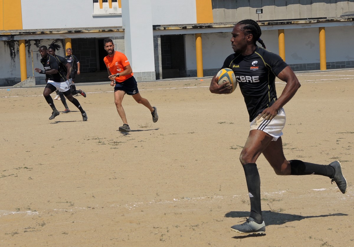Primeiro jogo de Rugby realizado no meio prisional disputado entre as equipas do EP de Vale de Judeus e do EP de Lisboa | Projeto de Dinamização do Rugby, realizado em parceria com a Associação Rugby Com Partilha e com a Federação Portuguesa de Rugby